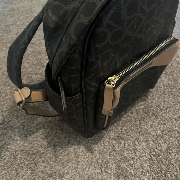 Small Calvin Klein backpack - Picture 4 of 4